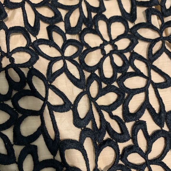 Dressy sleeveless top - Picture 2 of 5